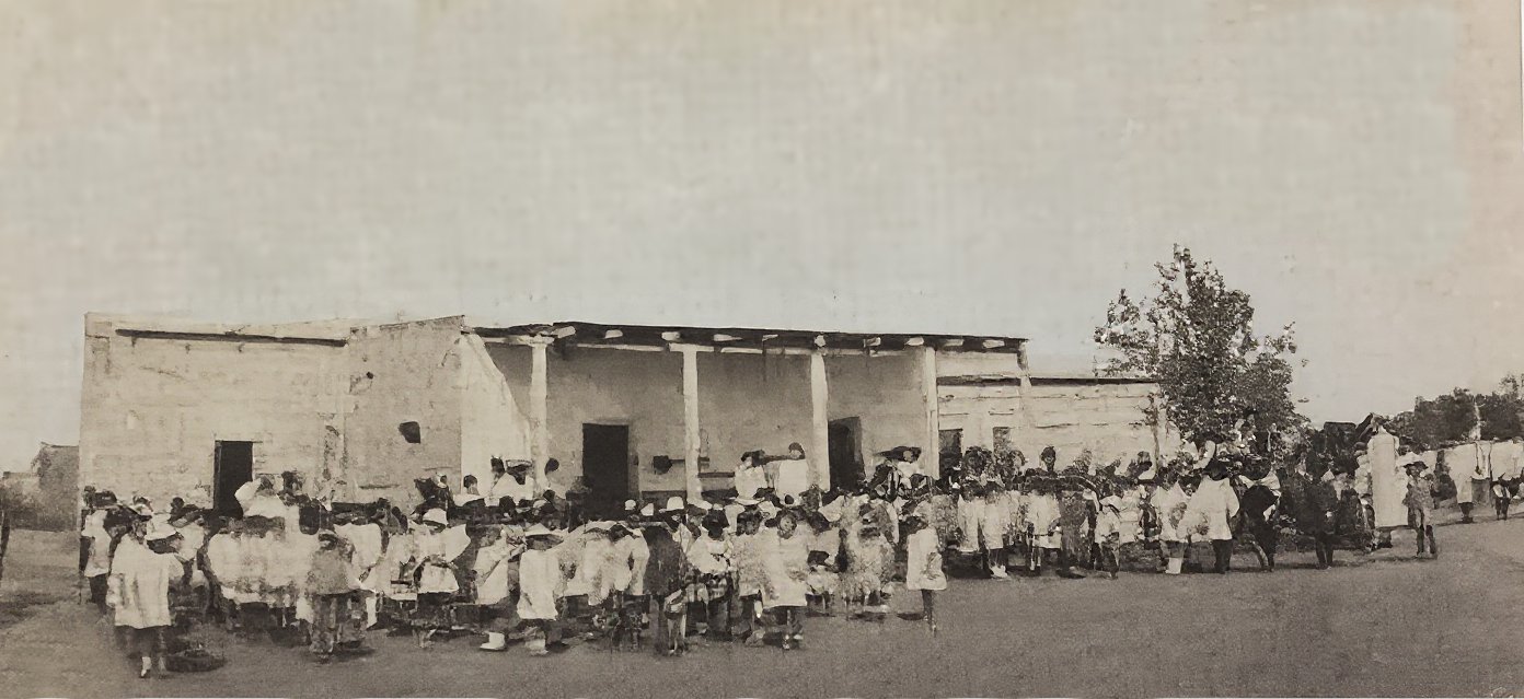 ESCUELAS PRIMARIAS, SECUNDARIAS, TÉCNICAS E INSTITUTOS PRIVADOS