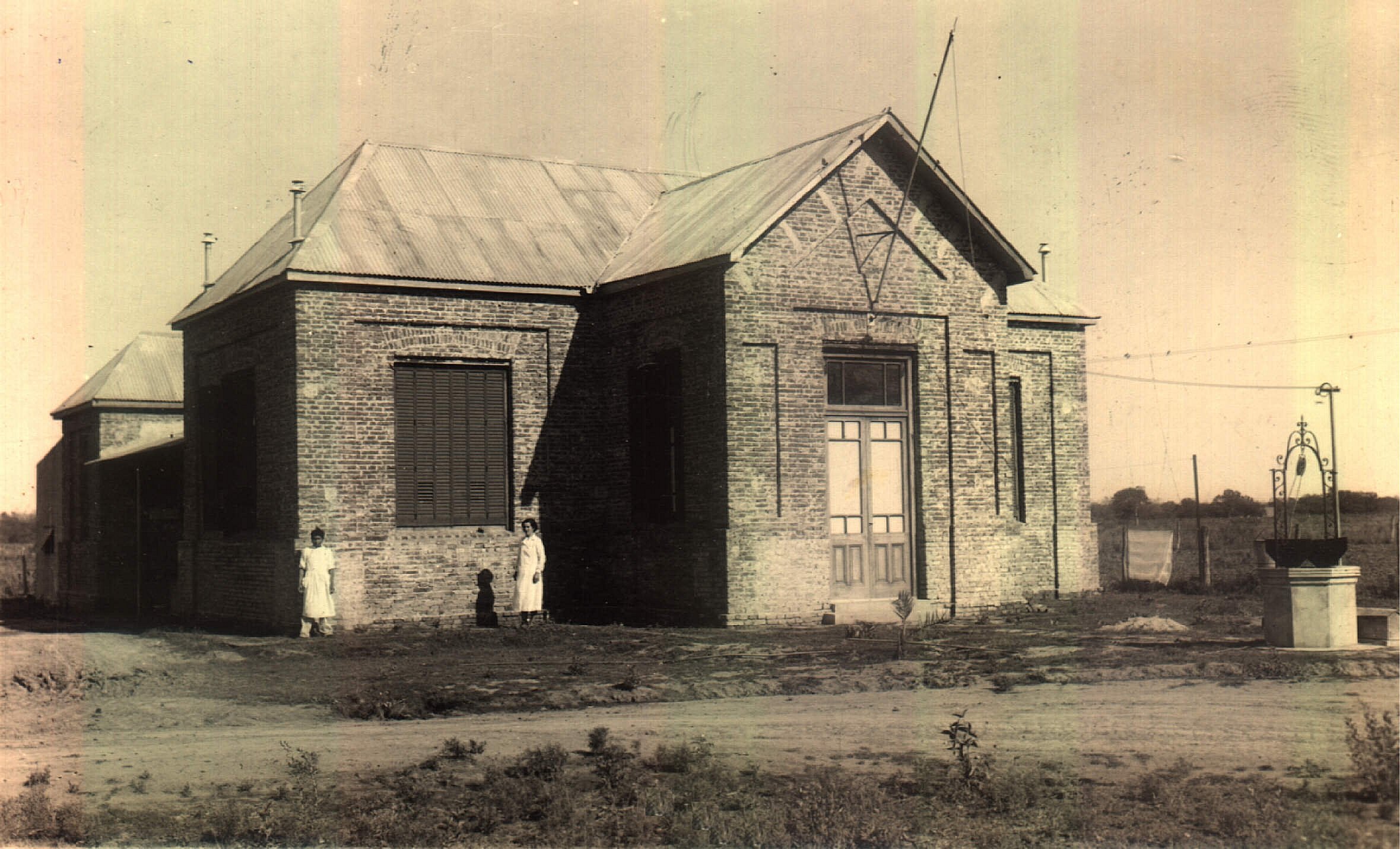 HOSPITALES Y CLINICAS