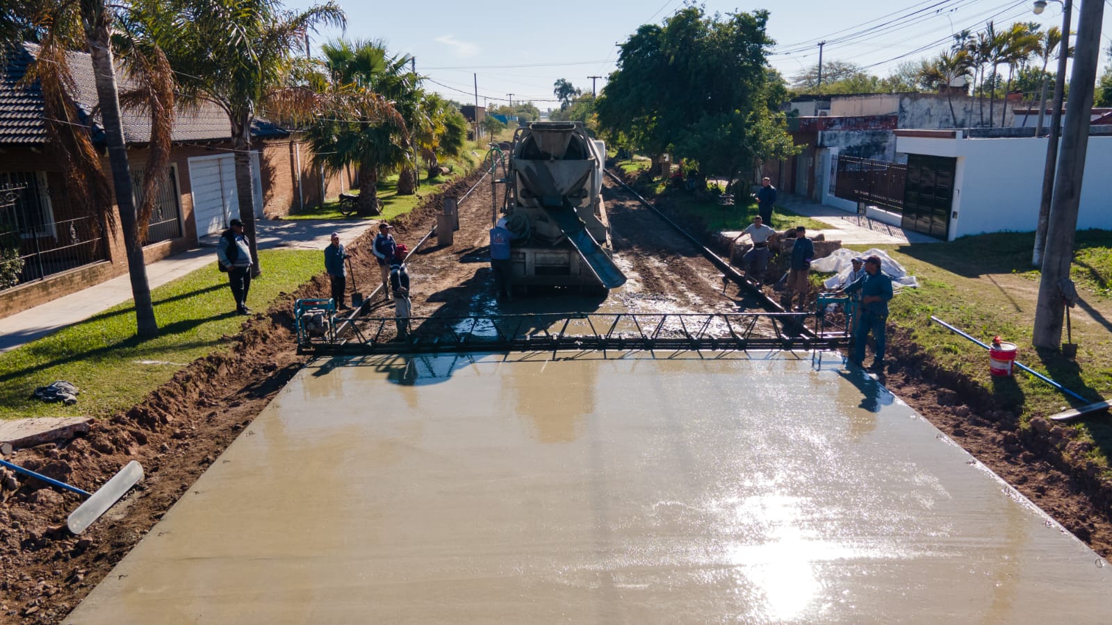 El Municipio avanza con nuevas obras de pavimento en distintos sectores de la ciudad