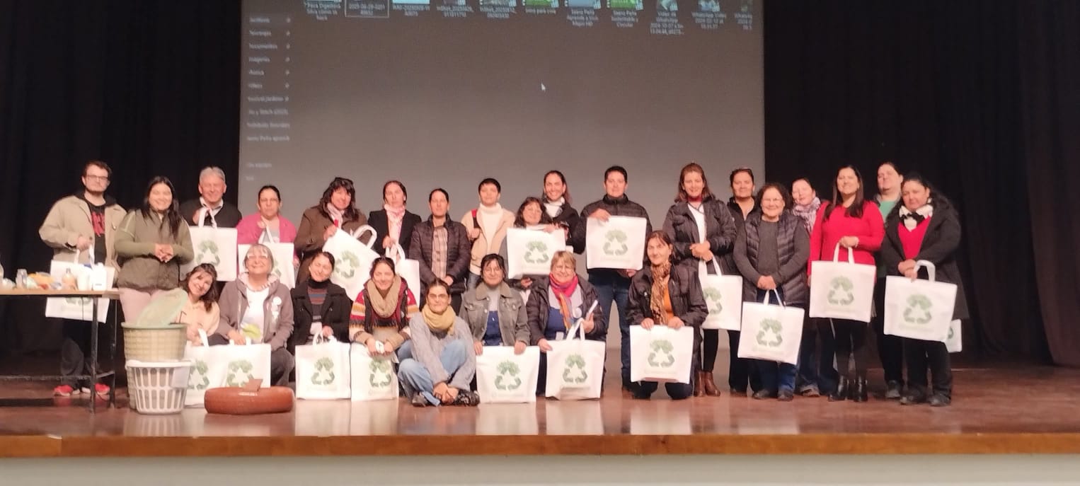 Jornada de formación de gestión de residuos en el Centro Cultural Municipal