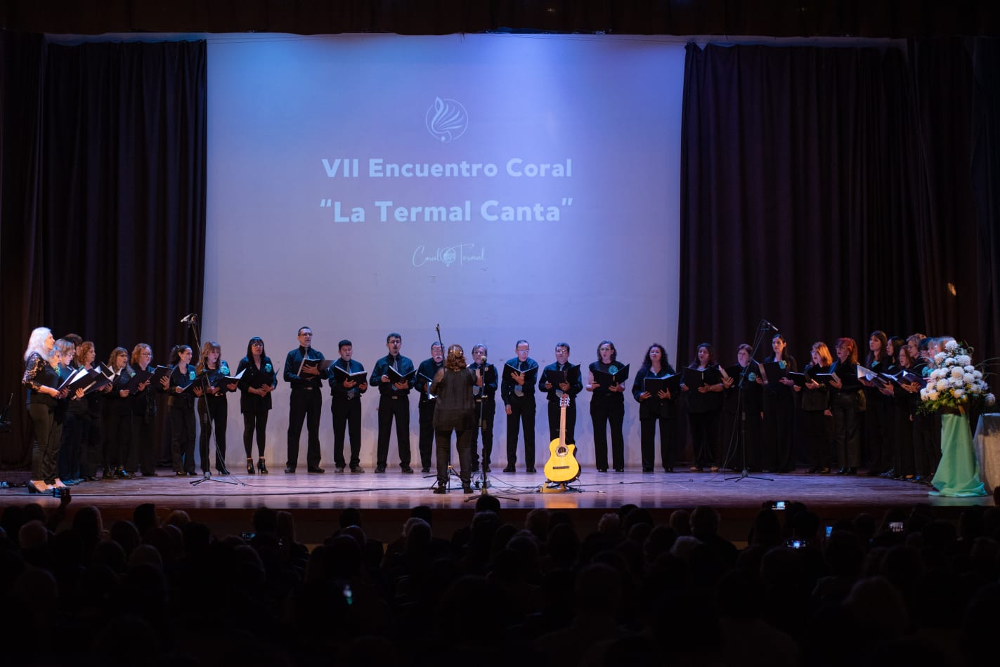 El canto colectivo fue protagonista en el VII Encuentro Coral “La Termal Canta”