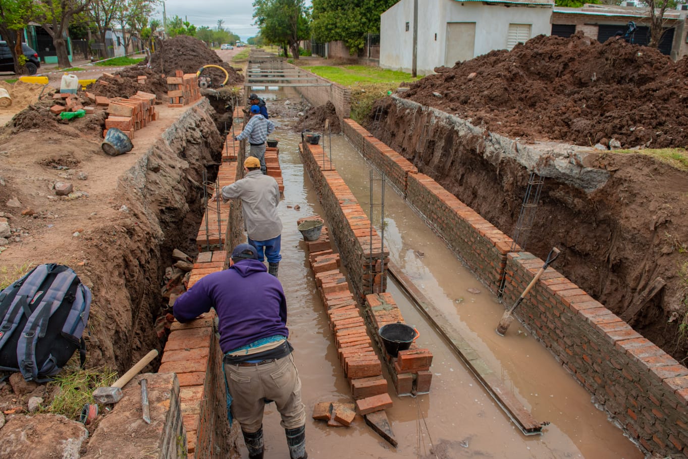 El Municipio avanza con obras para fortalecer el sistema de desagües en Sáenz Peña