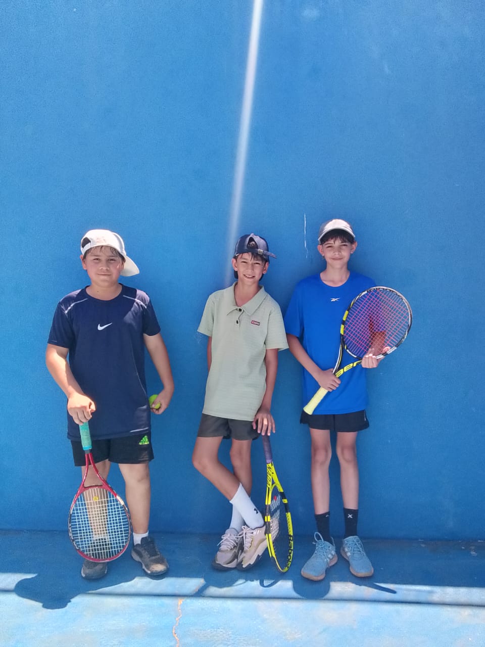 La Escuela Municipal de Tenis participó de un torneo en San Martín