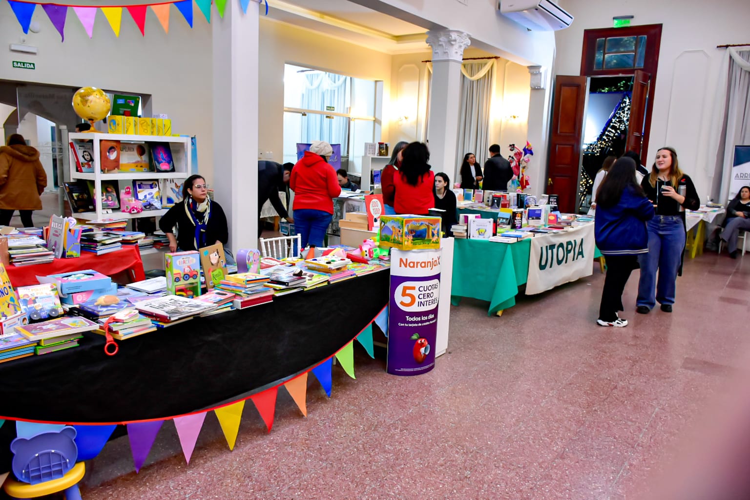 Con total éxito finalizó la Feria Saenzpeñense del Libro "La Termal Lee"