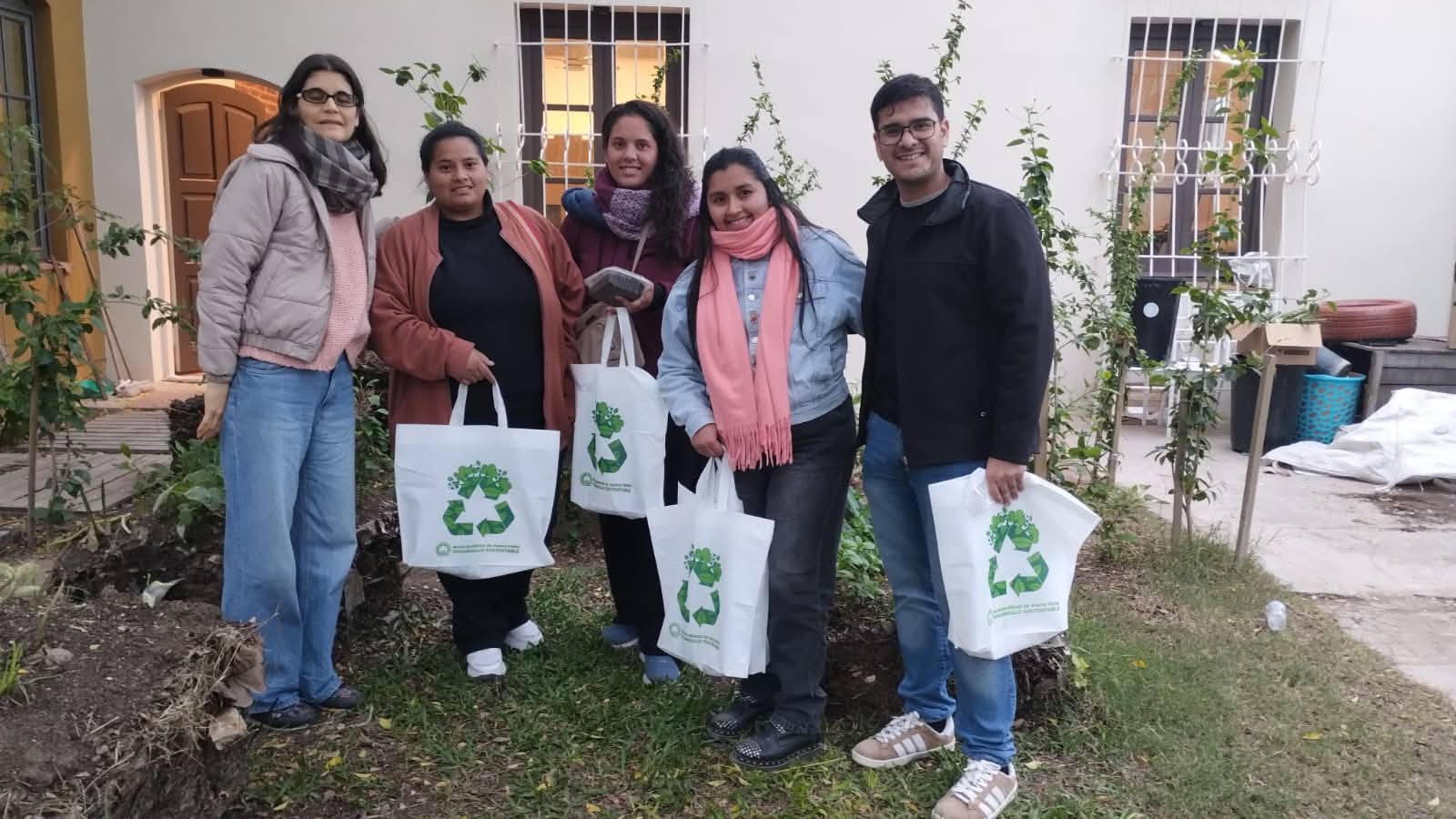CIENCIA, JUVENTUD Y SUSTENTABILIDAD: SÁENZ PEÑA RECIBIÓ A ESTUDIANTES DE CONCEPCIÓN DEL BERMEJO