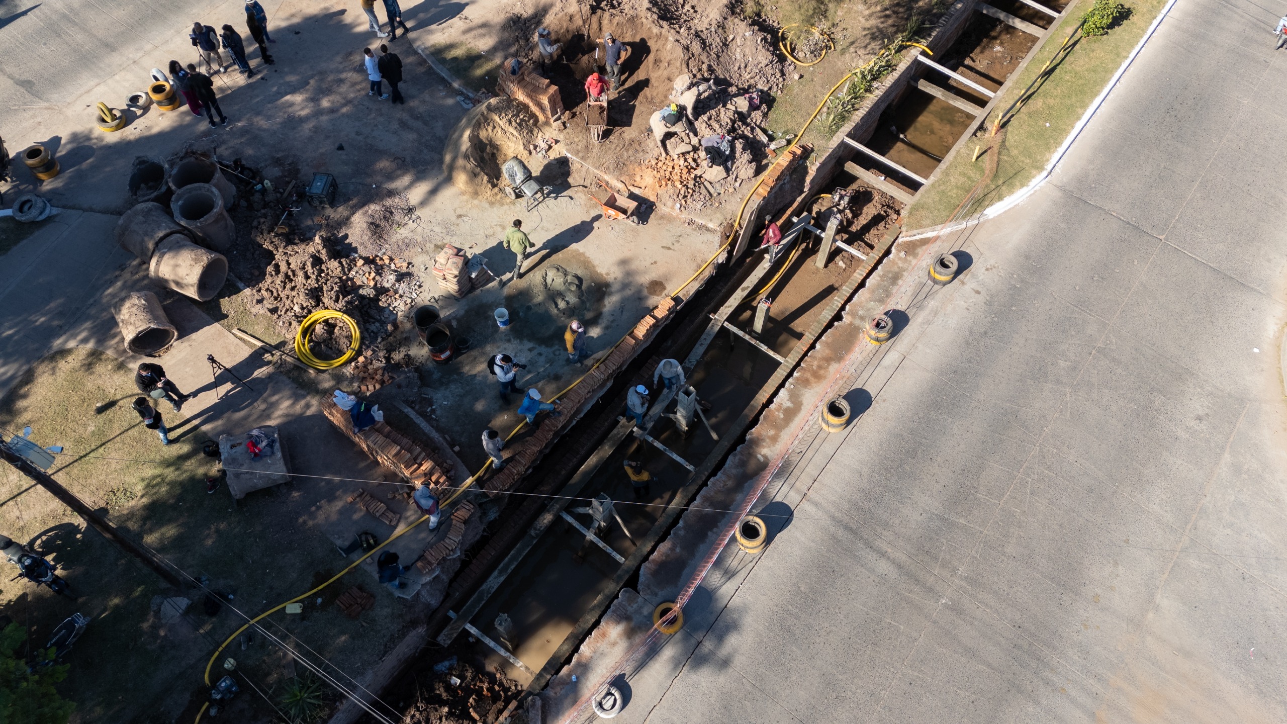 El municipio avanza con obras para fortalecer el sistema de desagües pluviales en la ciudad