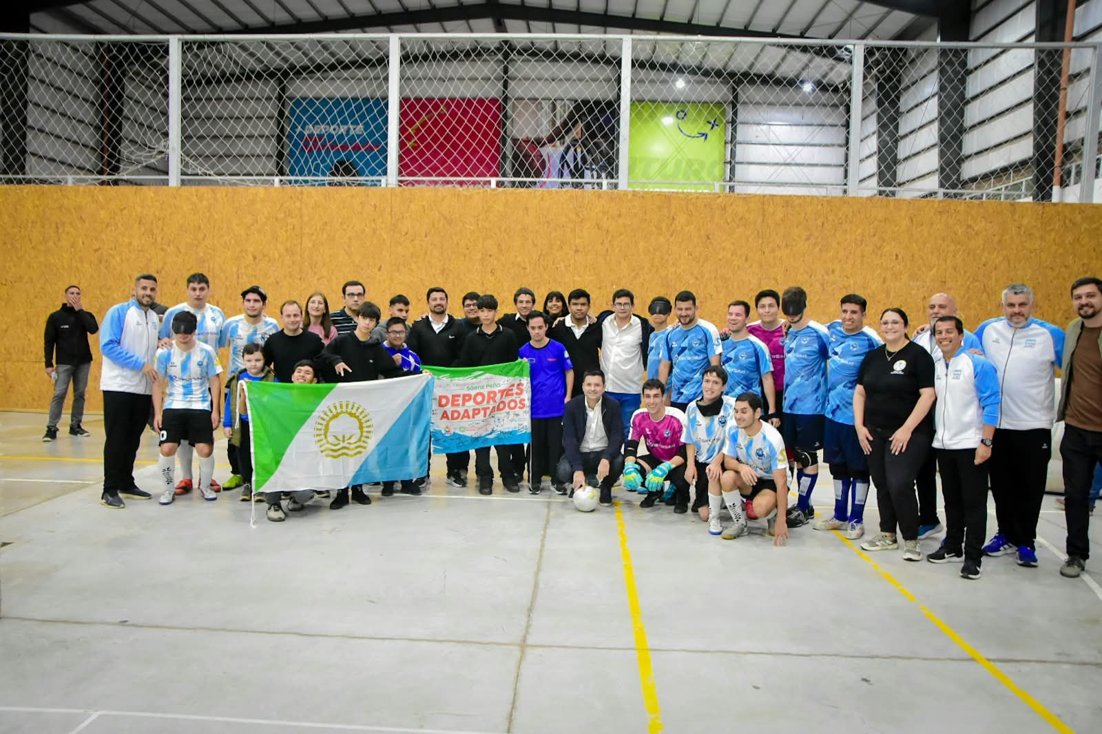 Con un partido de exhibición "Los Murcielagos" culminaron su preparación en Sáenz Peña