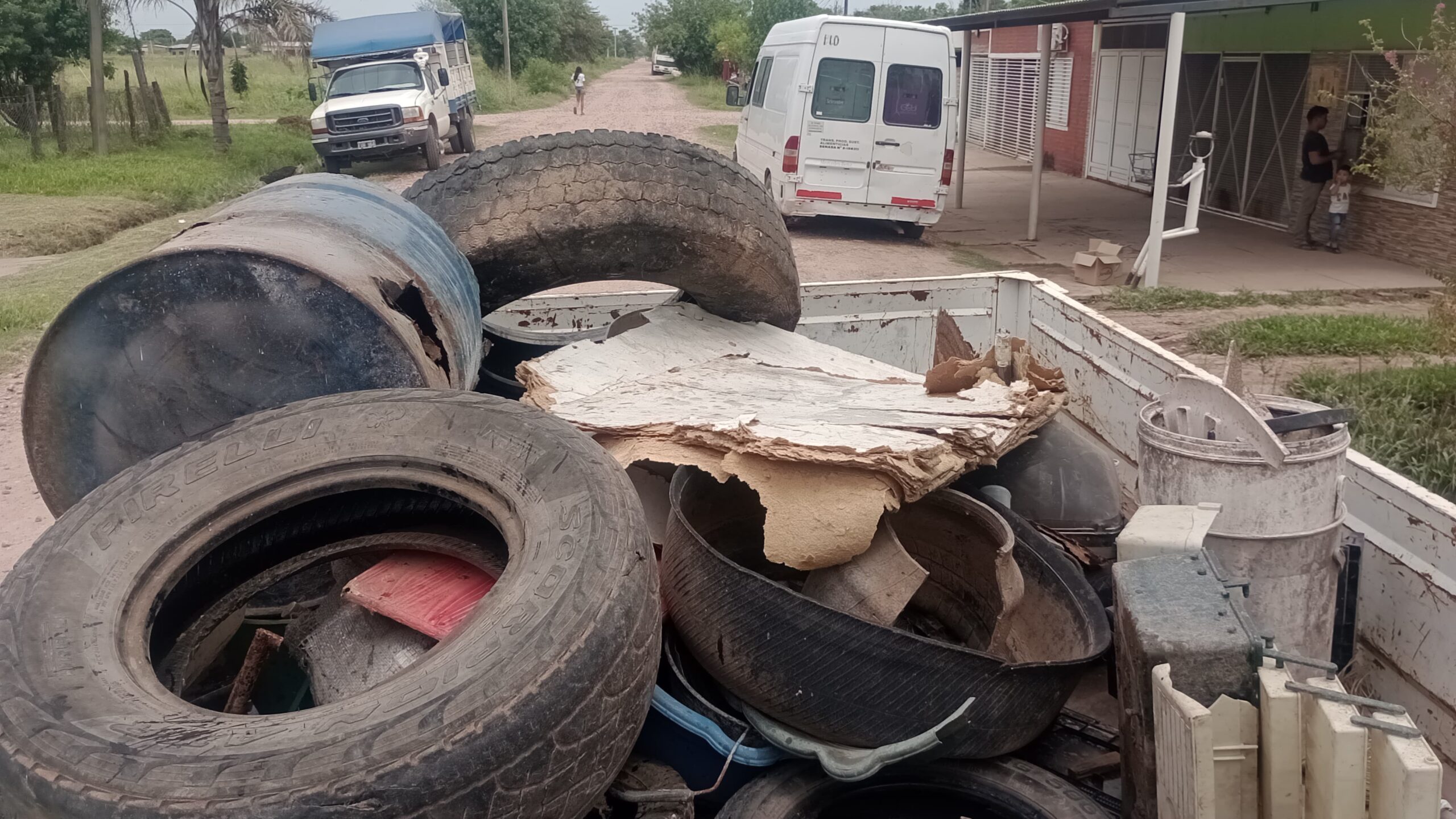 El municipio continúa con los operativos de prevención del dengue en los barrios