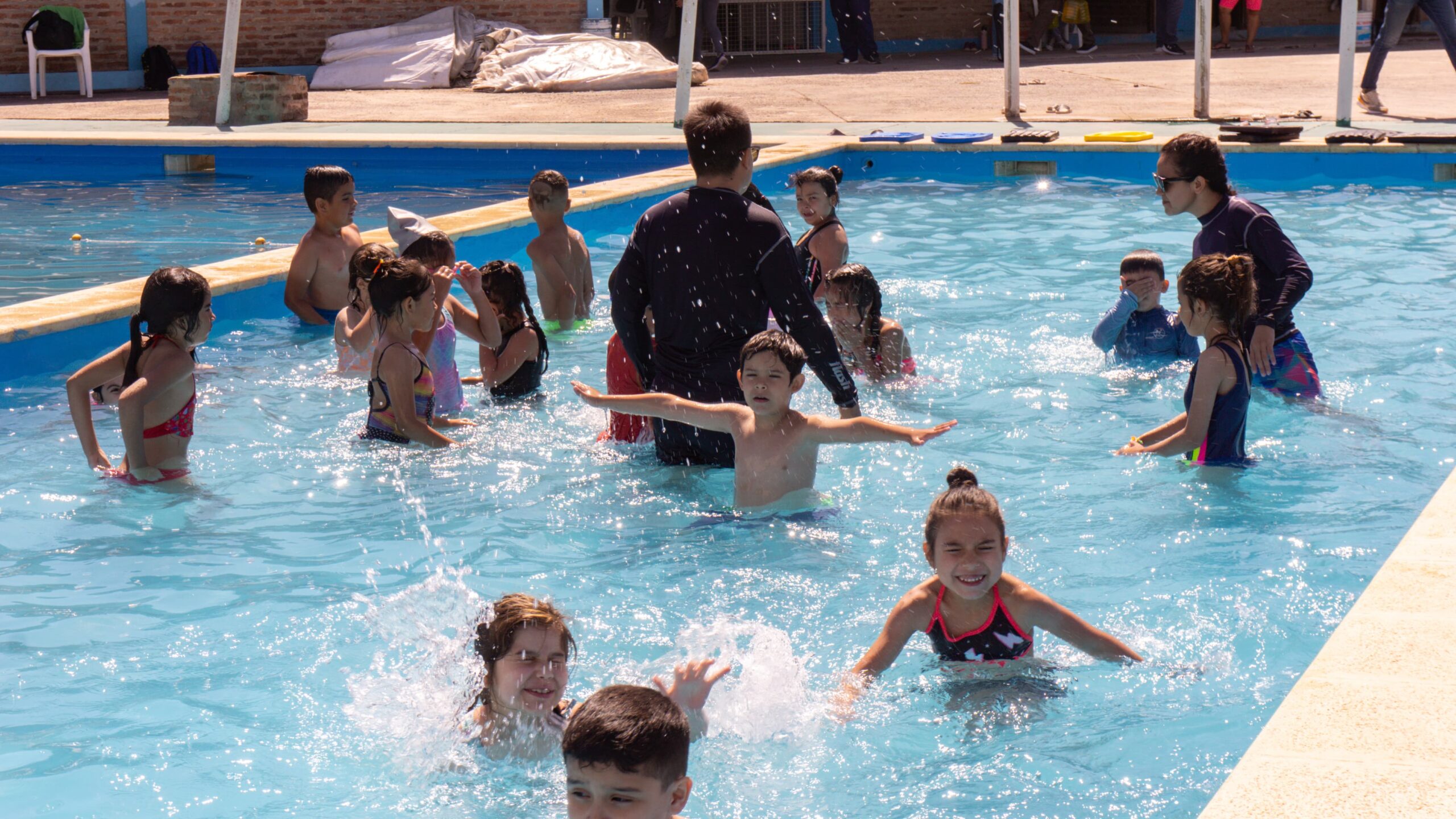La Escuela Municipal de Natación comenzó la temporada 2024/205
