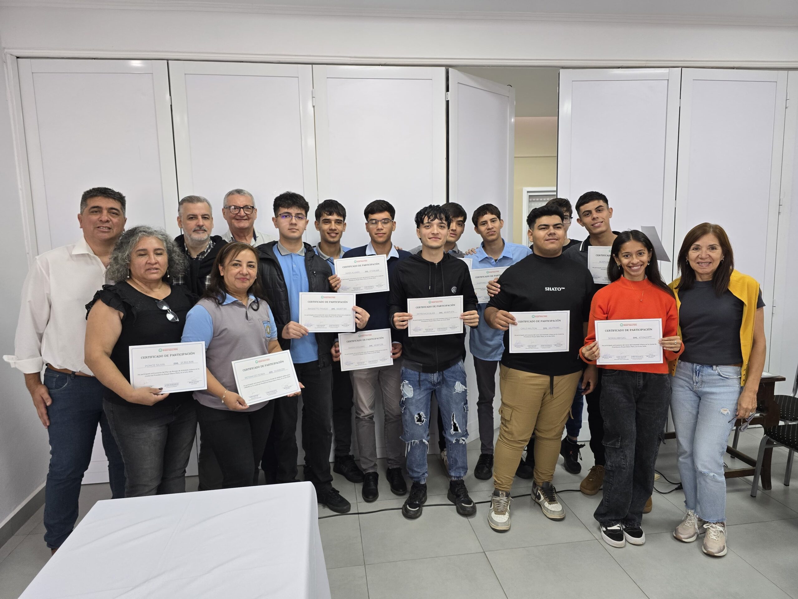 Se entregaron certificados a los alumnos de la EET N° 22 que realizaron prácticas profesionalizantes en el municipio