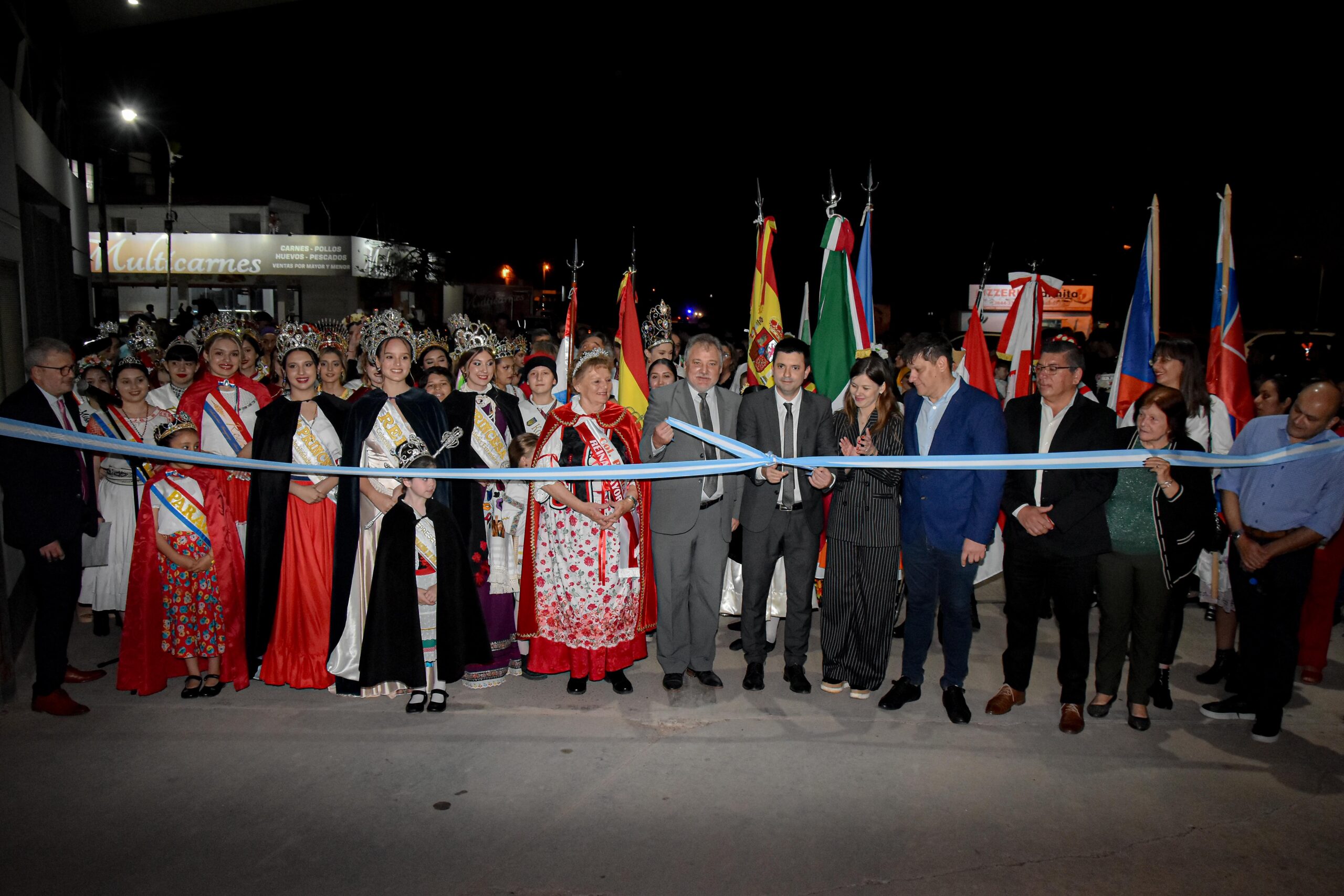 Con total éxito comenzó la 12° Expo Feria de Colectividades en Sáenz Peña