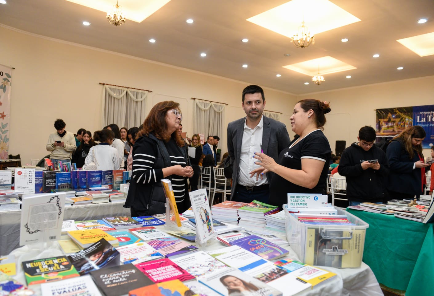 La Feria del Libro Saenzpeñense “La Termal Lee” inauguró oficialmente su 5° edición