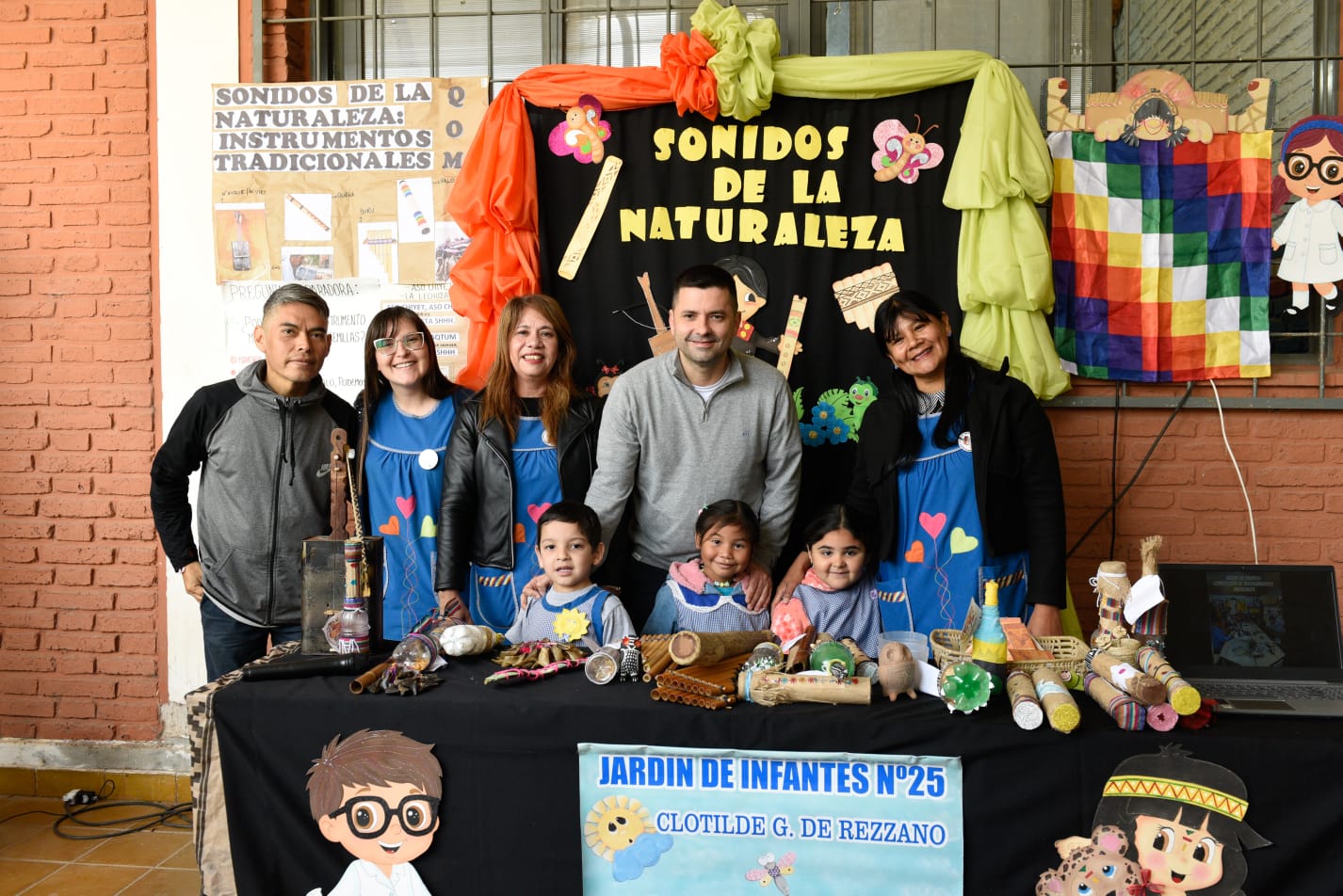 El intendente Bruno Cipolini visitó la instancia regional de la Feria de Ciencias