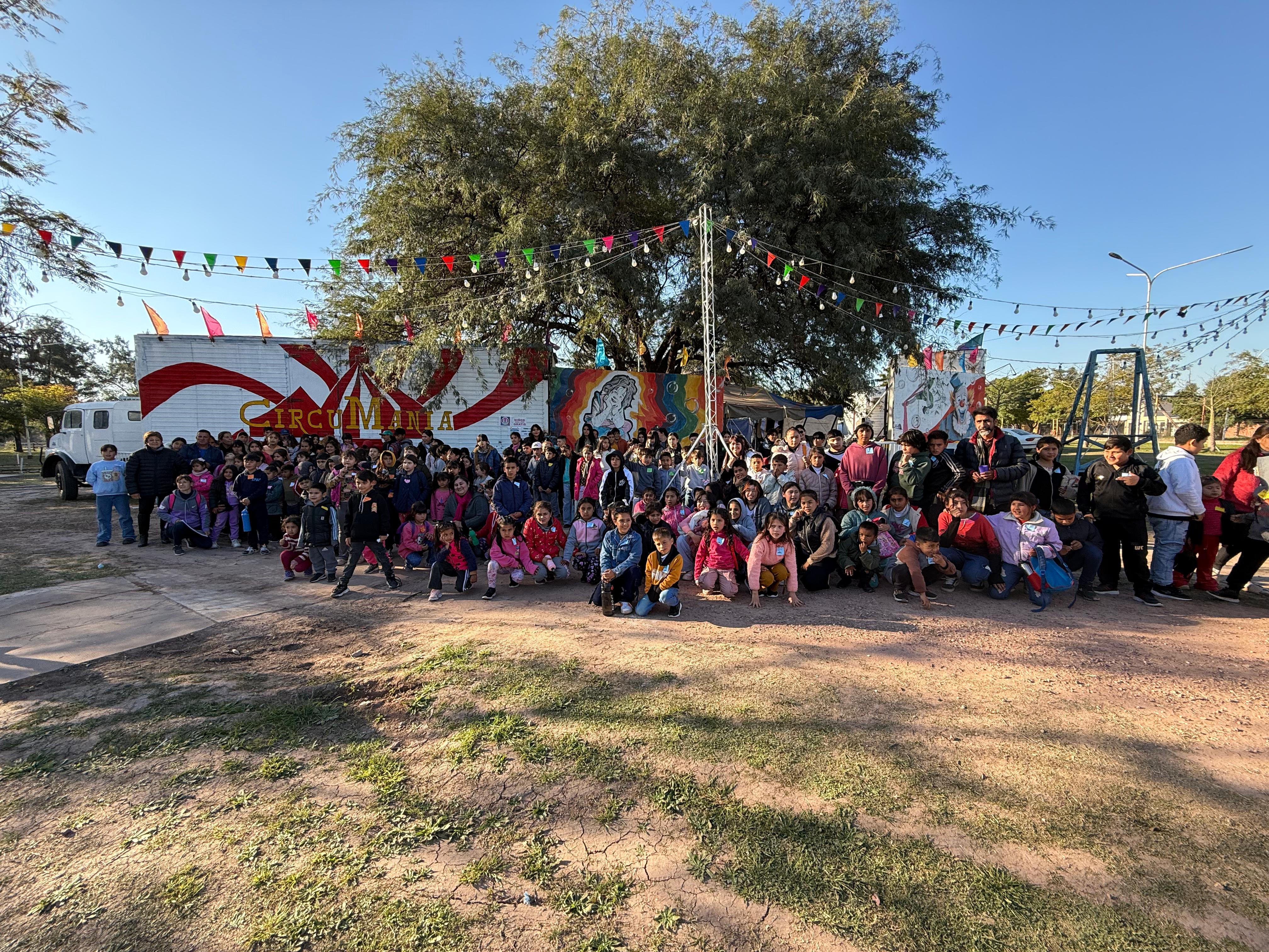 Los chicos de los comedores integrales disfrutaron del circo